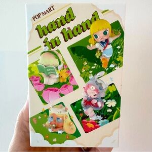 Pop Mart Hand in Hand TRYING TO THINK Confirmed
